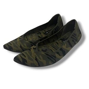 Steven by Steve Madden Rosy Flats Women 10 Green Camo Knit Pointed Toe Shoes